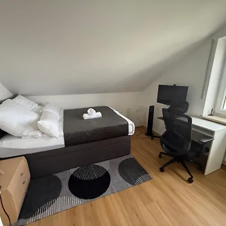 Toukam's Apartment, Near Ingolstadt アパート