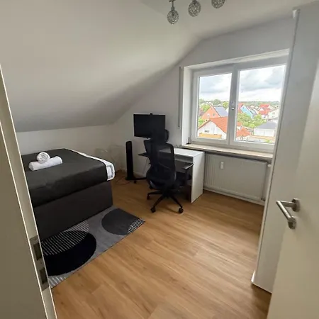 Toukam's Apartment, Near Ingolstadt アパート *