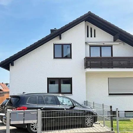 Toukam's Apartment, Near Ingolstadt アパート *